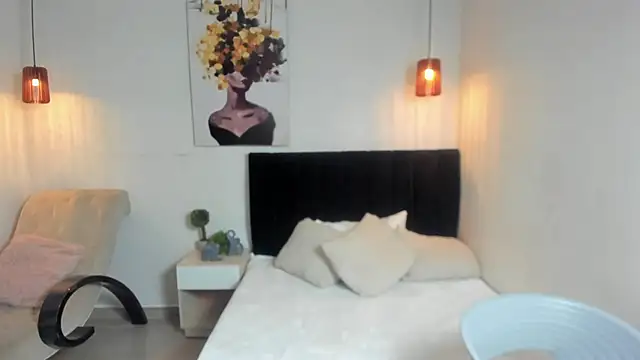 Snapshot of Scarlett__bell chatting on 01.16.25 Scarlett bell online show from 01.16.25