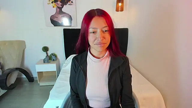 Snapshot of Scarlett__bell chatting on 09.18.25 Scarlett bell online show from 09.18.25
