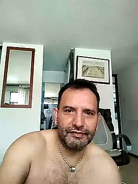 RogueTraveler online show from 02.04.25