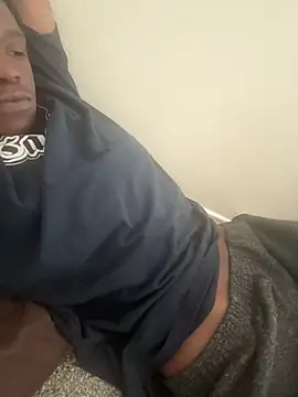 Snapshot of TransboyJay chatting on 03.11.25 TransboyJay online show from 03.11.25