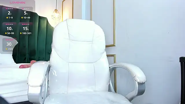 HannaPaola online show from 03.13.25