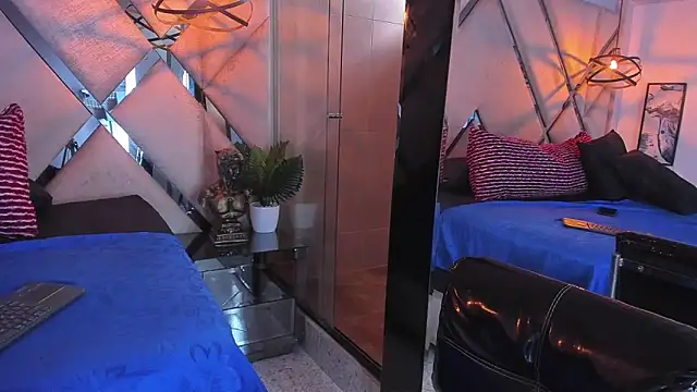 Liah Grey8 online show from 03.01.26