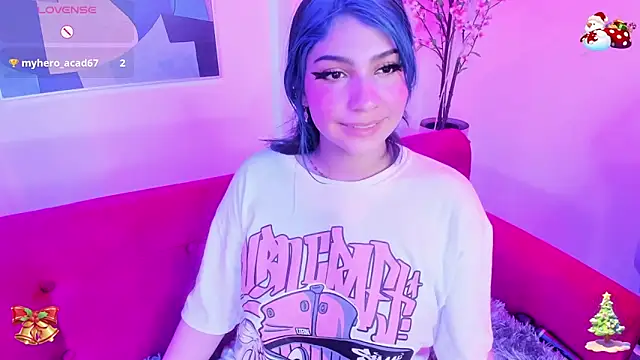 Salem skyler  online show from 12.17.24