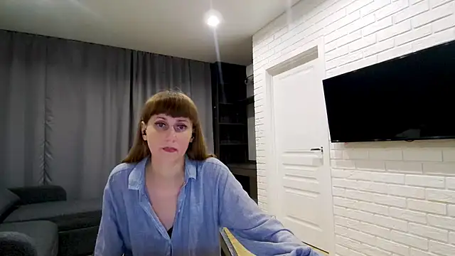 Snapshot of Daniella_Lorente chatting on 05.13.26 Daniella Lorente online show from 05.13.26