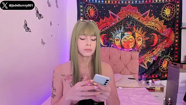 Snapshot of jade_dakota__ chatting on 12.14.25 jade dakota online show from 12.14.25