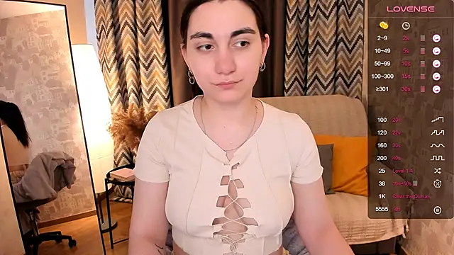 hannacheekss  online show from 03.11.25