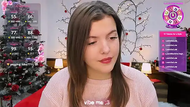 Snapshot of showmeparadise chatting on 12.18.24 showmeparadise online show from 12.18.24