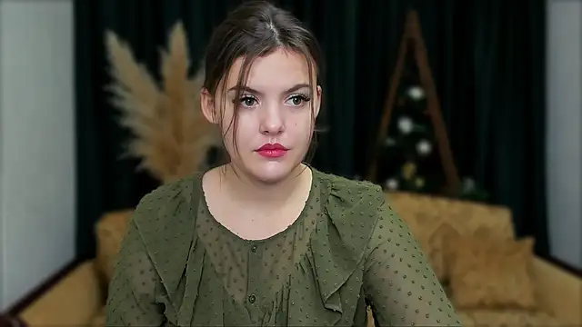 Snapshot of showmeparadise chatting on 01.05.25 showmeparadise online show from 01.05.25