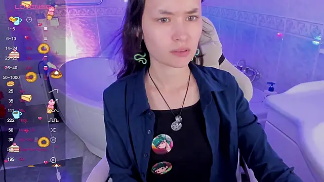 Emily Strikeee online show from 09.17.25