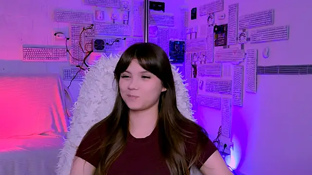 EvaThopson online show from 04.20.26