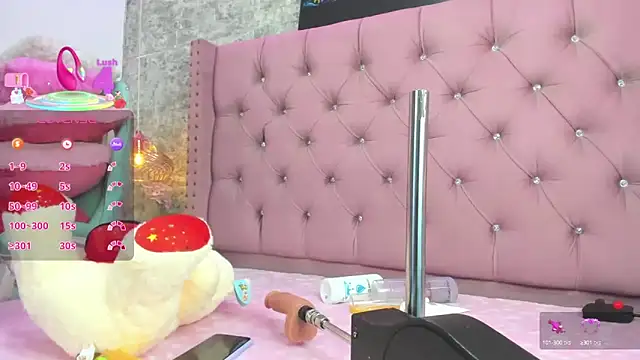 NahiaraReina online show from 03.10.25