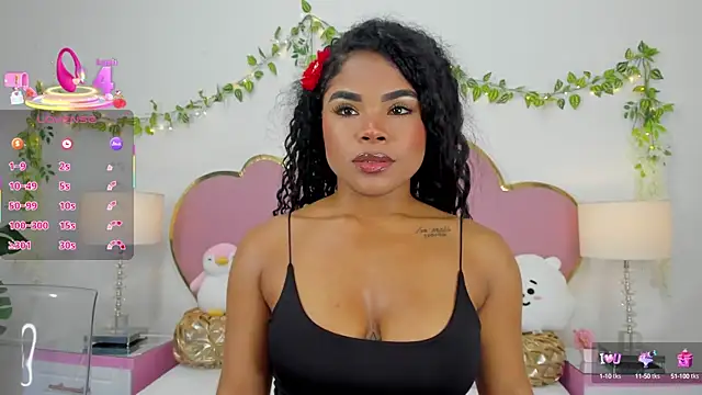 NahiaraReina online show from 09.23.25