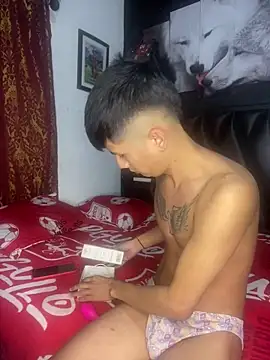 Snapshot of The__Rodriguez chatting on 02.16.25 The Rodriguez online show from 02.16.25