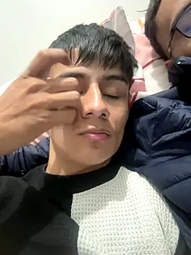 Snapshot of The__Rodriguez chatting on 12.05.25 The Rodriguez online show from 12.05.25