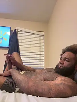 GoodGirlLover13 online show from 02.25.25