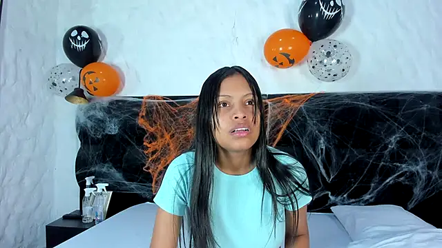 Kaylee sweet 1 online show from 10.24.25