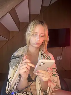 Bellahcha online show from 04.19.26