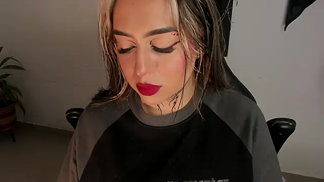 AnnikaMerliahh  online show from 01.18.26