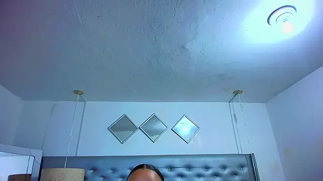 EileenBenzon online show from 03.31.26