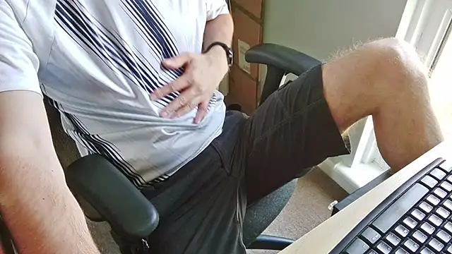 Snapshot of an4y8ot chatting on 07.19.26 an4y8ot online show from 07.19.26