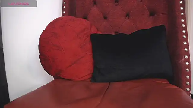 Snapshot of BiancaAntonelli chatting on 03.26.26 BiancaAntonelli online show from 03.26.26