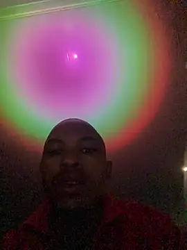 Snapshot of BlueIceCube chatting on 11.01.25 BlueIceCube online show from 11.01.25