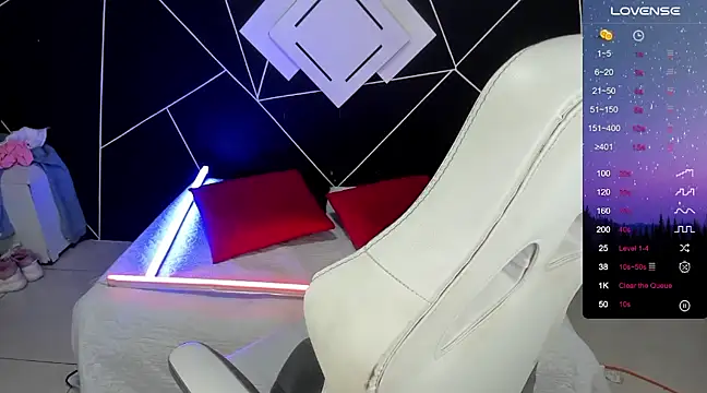 Snapshot of sofiakey chatting on 12.10.24 sofiakey online show from 12.10.24