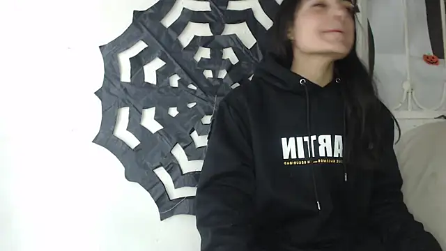 skinny sweet2411 online show from 11.03.25