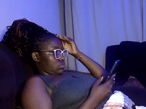 Chichii- online show from 01.17.26