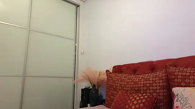  Maddalena  online show from 03.03.25