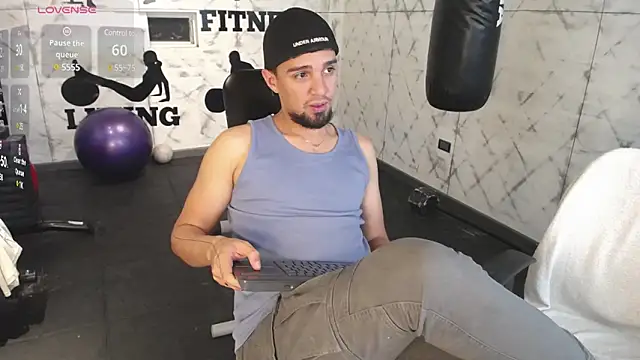 Edward max online show from 02.20.25