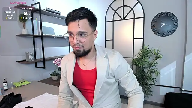 Edward max online show from 03.23.26