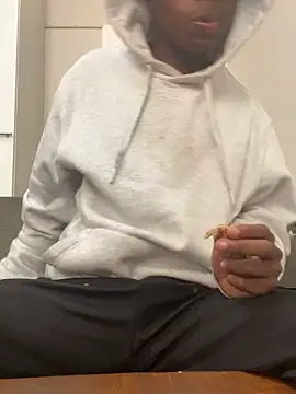 Mischevous T69 online show from 10.03.25