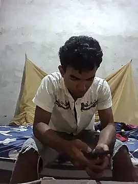 Snapshot of Reynold2608 chatting on 01.07.25 Reynold2608 online show from 01.07.25