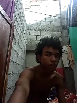 Snapshot of Reynold2608 chatting on 09.10.25 Reynold2608 online show from 09.10.25