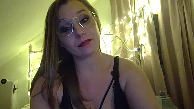 Snapshot of DevilsAngel13 chatting on 12.13.24 DevilsAngel13 online show from 12.13.24