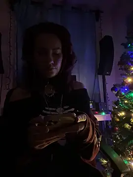 Nina-Chick777 online show from 12.27.24