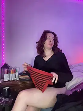 Nina-Chick777 online show from 02.22.25