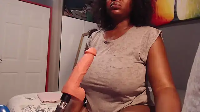 EbonyRose9 online show from 09.17.25