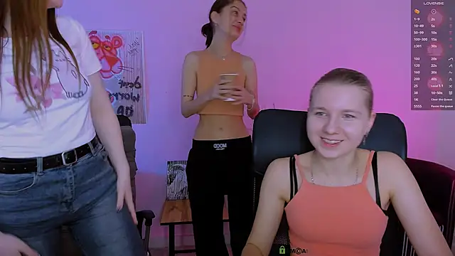 pure radiance1 online show from 11.28.25