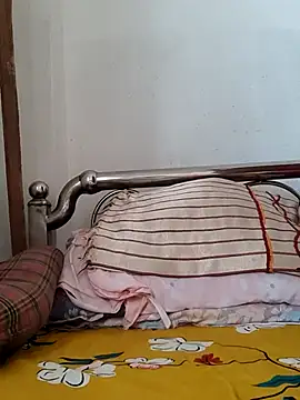 Snapshot of Priya_2222 chatting on 03.01.25 Priya 2222 online show from 03.01.25