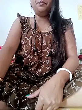 Snapshot of Priya_2222 chatting on 11.03.25 Priya 2222 online show from 11.03.25