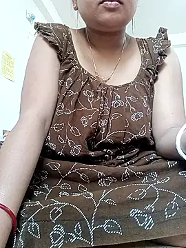 Snapshot of Priya_2222 chatting on 11.15.25 Priya 2222 online show from 11.15.25