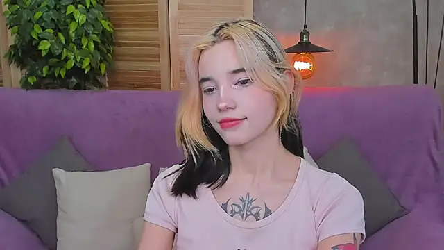 Snapshot of as1an_girlfriend chatting on 01.12.25 as1an girlfriend online show from 01.12.25