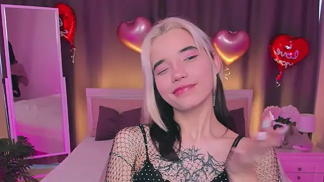 Snapshot of as1an_girlfriend chatting on 02.24.25 as1an girlfriend online show from 02.24.25