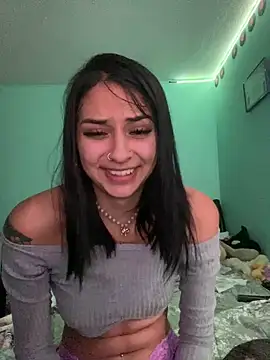 Hilary pinkk online show from 12.26.24