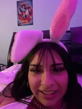 Hilary pinkk online show from 01.16.25