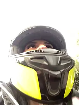 Hilary pinkk online show from 02.03.25