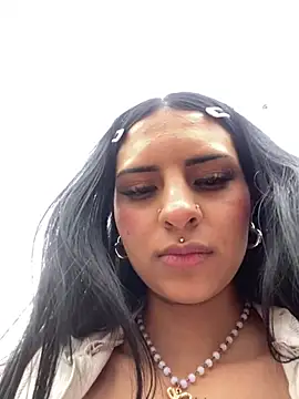 Hilary pinkk online show from 03.07.25