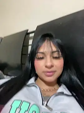 Hilary pinkk online show from 03.18.25